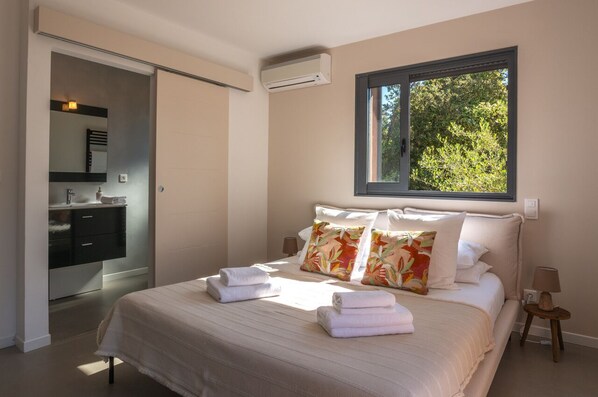 3 bedrooms, WiFi