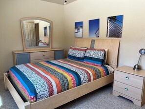 3 bedrooms, iron/ironing board, free WiFi, bed sheets