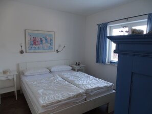 2 habitaciones, tabla de planchar con plancha y wifi gratis 