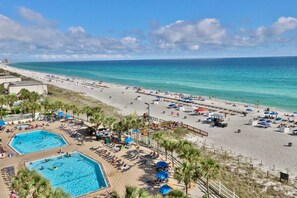 On the beach - Summit 1BR 1.5BA on the 8th floor! (Panama City)