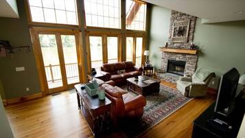 Smart TV, fireplace, video games, DVD player