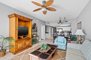 TV, DVD player - 3BR 2BA in tower 2 @ The Calypso, Closest Complex to Pier Park! (Panama City Beach)