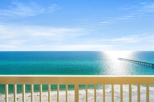3BR 2BA in tower 2 @ The Calypso, Closest Complex to Pier Park!