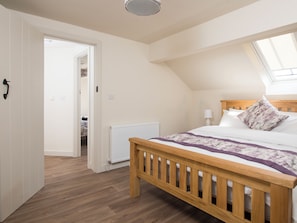 2 habitaciones, wifi gratis y ropa de cama