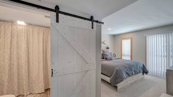 2 chambres, fer et planche à repasser, Wi-Fi gratuit, draps fournis