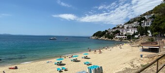 Sea view "CASA CARL" from private owner