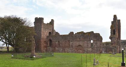 2 bedroom accommodation in Holy Island, near Bamburgh