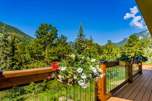 Riverfront Lodge, Views, Wildlife. Mins to RMNP