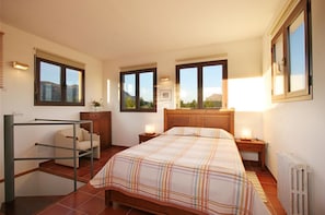 6 habitaciones y caja de seguridad en la habitación 