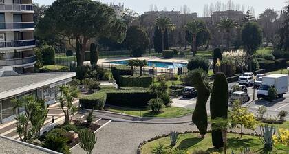 Magnifique 3 PiĂšces proche de la mer, piscine, plage, commerces tout Ă pieds