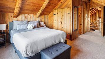 3 Schlafzimmer, Zimmersafe, Schreibtisch, Verdunkelungsvorhänge