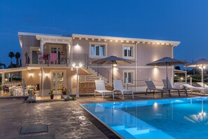 Piscine extérieure