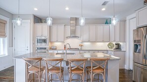 Fridge, microwave, oven, stovetop - "7th Inning Stretch" NatureWalk at 30a with Bocce Court, Golf Cart and Bikes (Santa Rosa Beach)