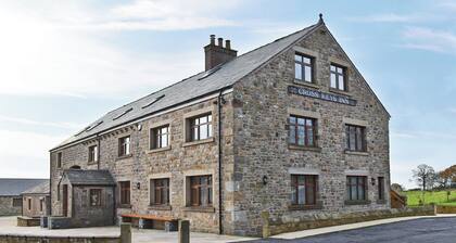 Six Dorchester Drive - UK32627