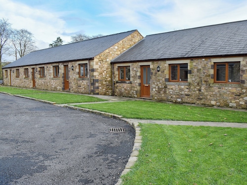 Six Dorchester Drive - UK32627