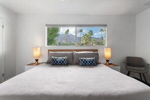 4 bedrooms, desk, iron/ironing board, travel cot