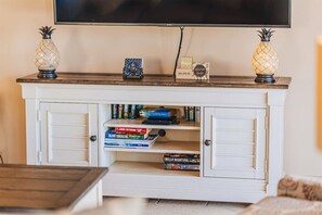 Games room - 3Br W/ensuite Ba Near Beaches Private Pool&Jacuzzi (Noord)
