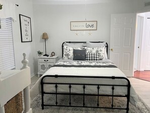 3 habitaciones, tabla de planchar con plancha y wifi gratis