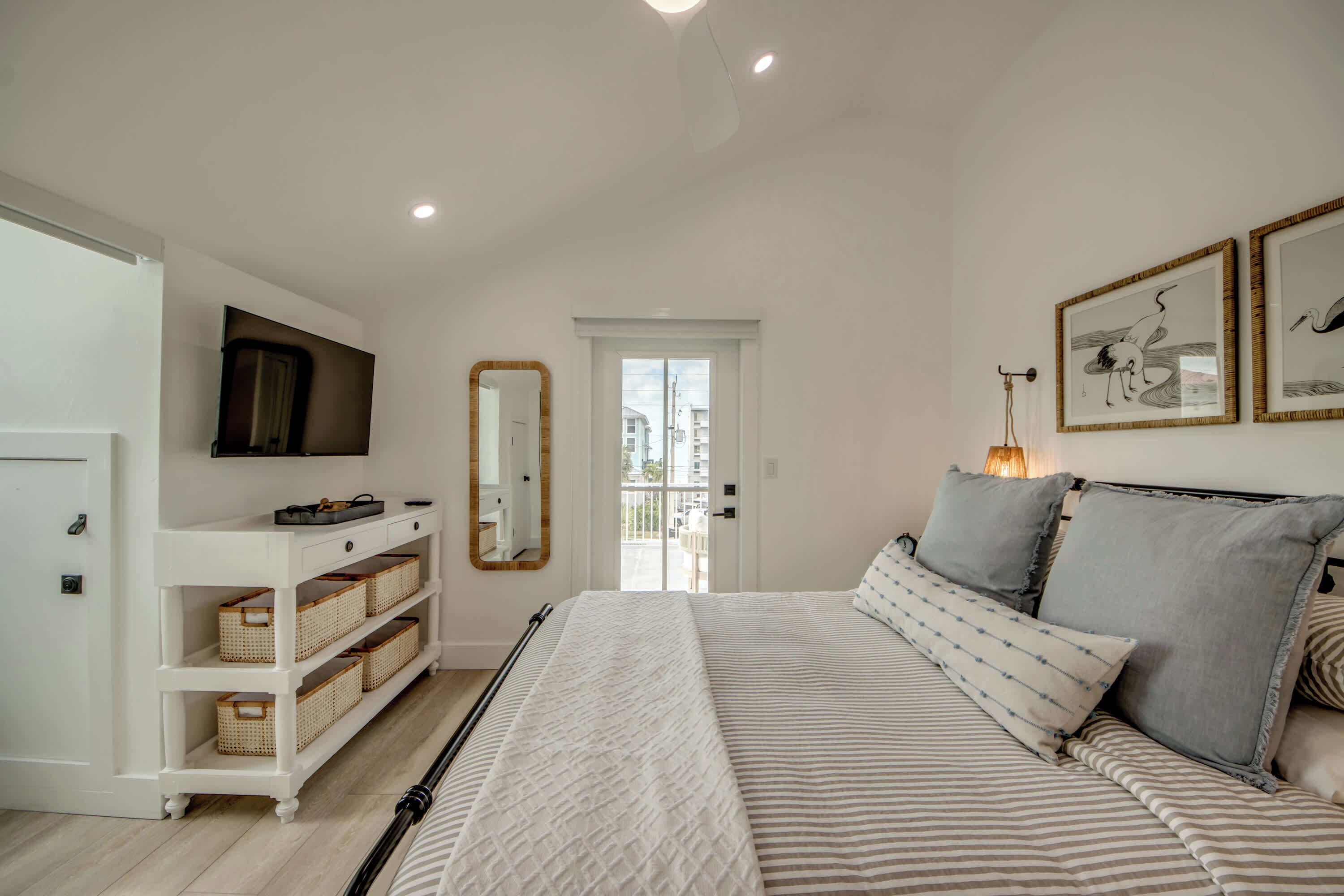 4 habitaciones, tabla de planchar con plancha y wifi gratis 