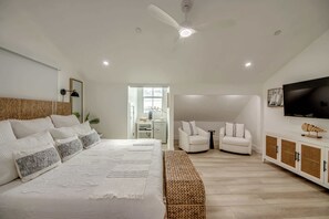 4 bedrooms, iron/ironing board, free WiFi, bed sheets