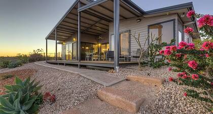 2 Corella Court - Private Jetty for a boat up to 12mt.