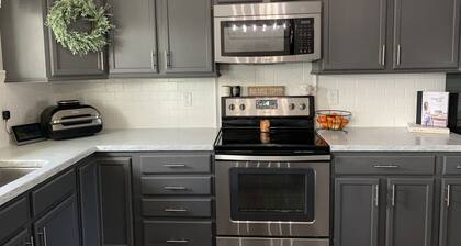 Residential Summerset Property with Peloton Bike + Home Gym!