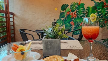 Free daily full breakfast