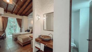 Superior Twin with Balcony | Desk, soundproofing, free WiFi, bed sheets