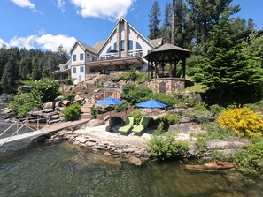 Exterior - Pristine waterfront estate on Lake Coeur d'Alene (Coeur d'Alene)