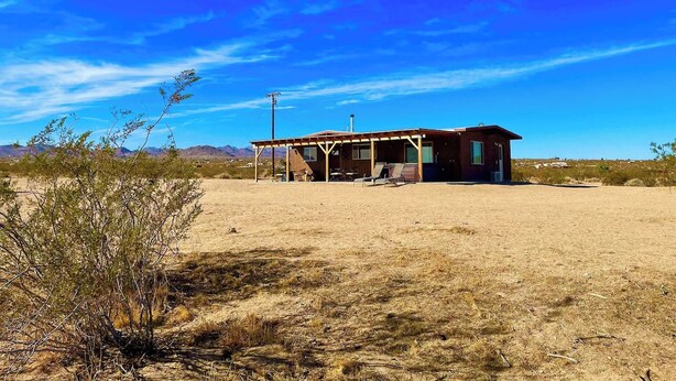 Exterior - Spy Mountain Hideout | Private Desert Getaway! (Landers)