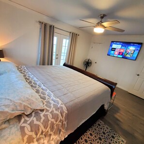 5 habitaciones, escritorio, tabla de planchar con plancha y wifi gratis 