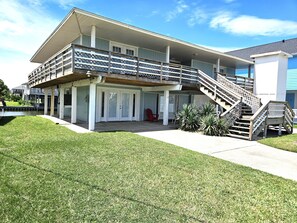 Exterior - Casa Palmera-Terramar Canal Front home w/Pool, Dog Friendly,kayaks/pdlebrd/canoe (Galveston)