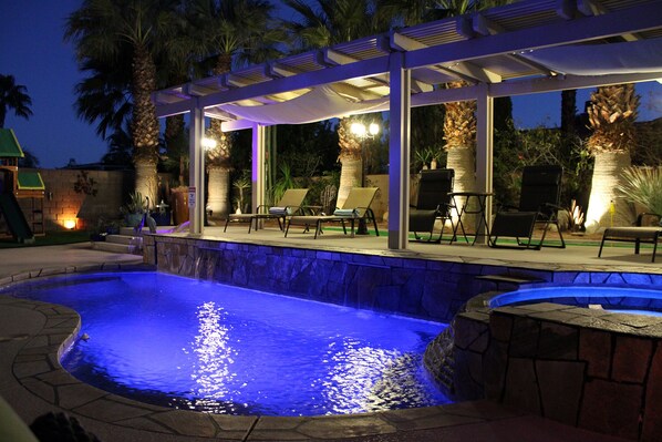 Outdoor pool, a heated pool