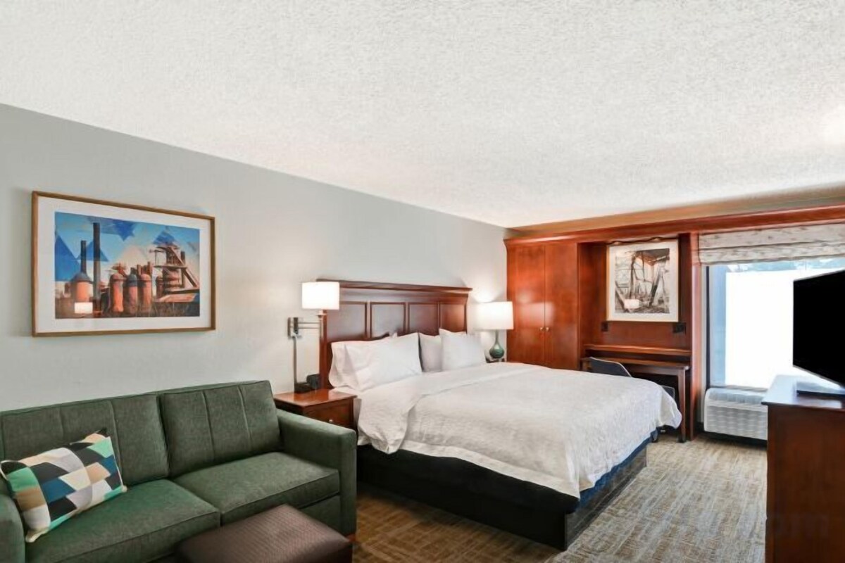 King Study with Sofa Bed