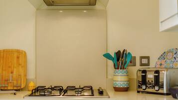 Dishwasher, highchair