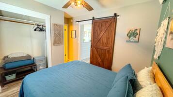 1 chambre, bureau, fer et planche à repasser, Wi-Fi gratuit