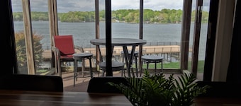 Smith Mountain Lake Condo with Main Channel Views