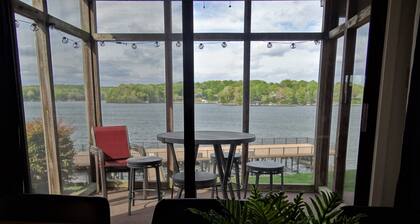 Smith Mountain Lake Condo with Main Channel Views