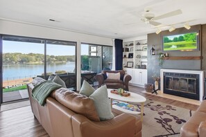 Smart TV, fireplace, video games, DVD player