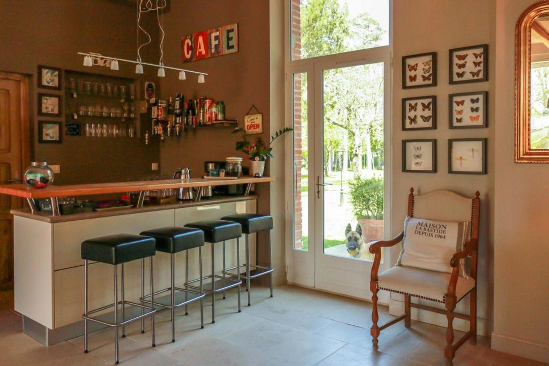Bar (på overnatningsstedet)