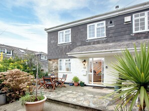 Exterior - 2 bedroom accommodation in Kingsbridge (Kingsbridge)
