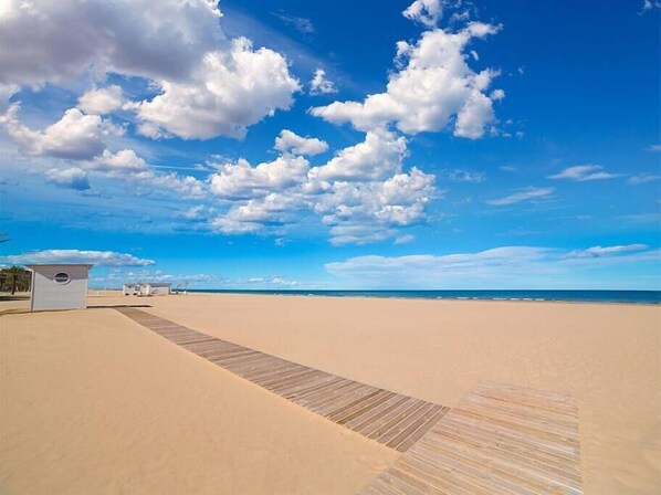 Beach - Beautiful apartment by the sea (Gandia)