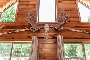 Interior - BLISS ~Log Chalet ~6BEDROOMS ~4 BA~GAMEROOMS ~HOT TUB~5 MIN. TO SLOPES (Blakeslee)