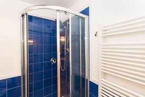 Shower, bidet - Apt x 4 IN THE FULL CENTER! 400 meters from Porta Susa (Torino)