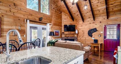 Fishin' Bear - Enjoy Spring and Summer in the Smokies!
