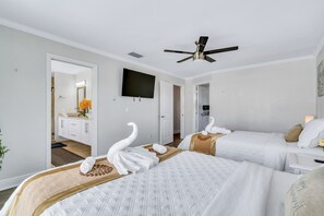 4 bedrooms, in-room safe, iron/ironing board, free WiFi