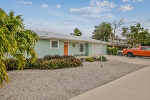 Exterior - Waterfront, Single-Story Home on a Canal w/ Dock, Kayaks, AC - 1 Small Dog OK (Key West)