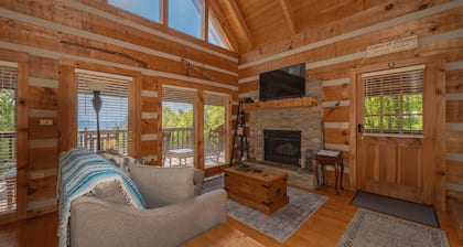 Cabin of Dreams Beautiful Mountain Views • Hot Tub • Near Dollywood & Gatlinburg