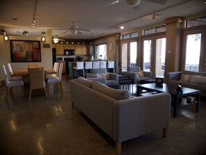 Smart TV, fireplace, video games, DVD player