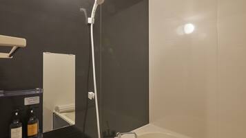 OyadoKinokuniya Togiya Machi Harimaya | Bathroom | Separate tub and shower, free toiletries, hair dryer, slippers